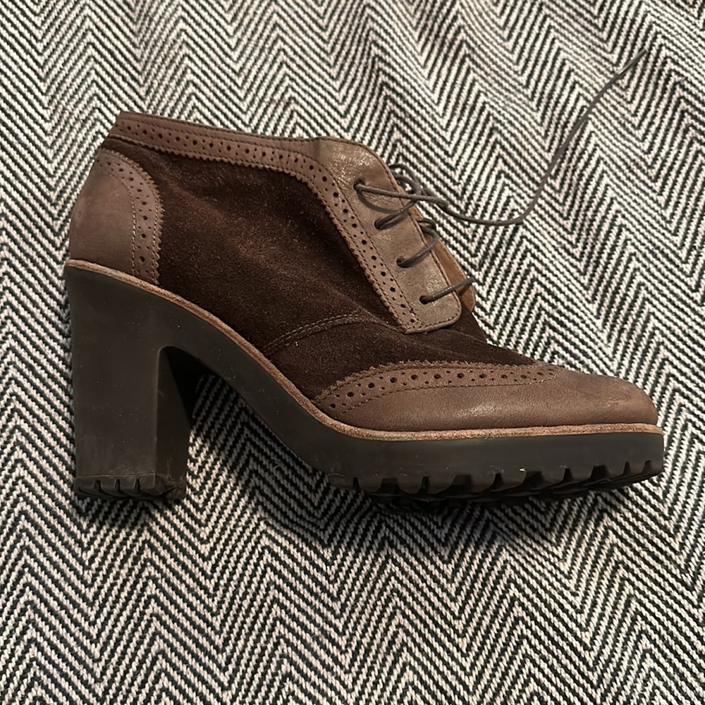 Sperry Topsiders Brown Suede/leather wingtip heeled oxfords